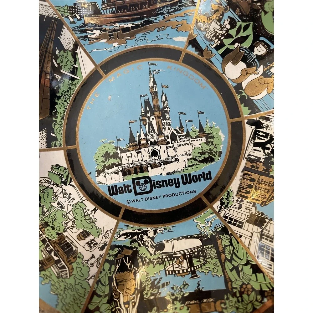 Vintage Walt Disney World Glass Candy Dish Ashtray Plate Bowl Magic Kingdom (TD)